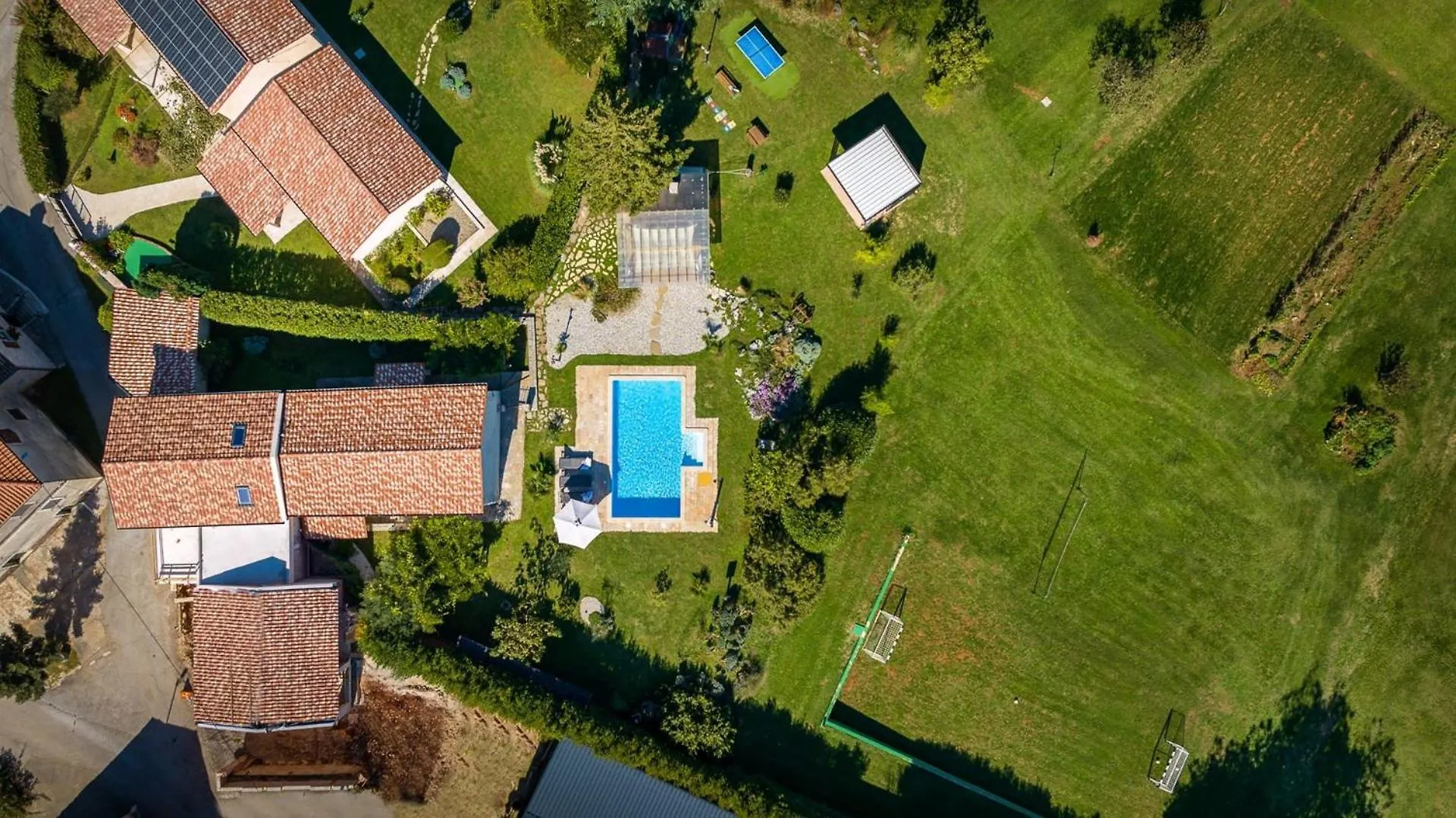 فيلة Holiday House Dorstari Heki