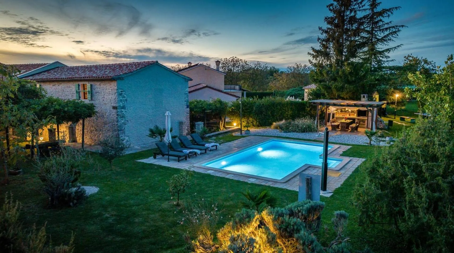فيلة Holiday House Dorstari Heki كرواتيا